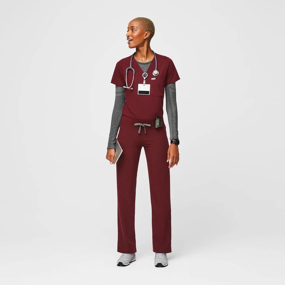 Figs Womens Technical Collection Scrub Set in Burgundy Size Small